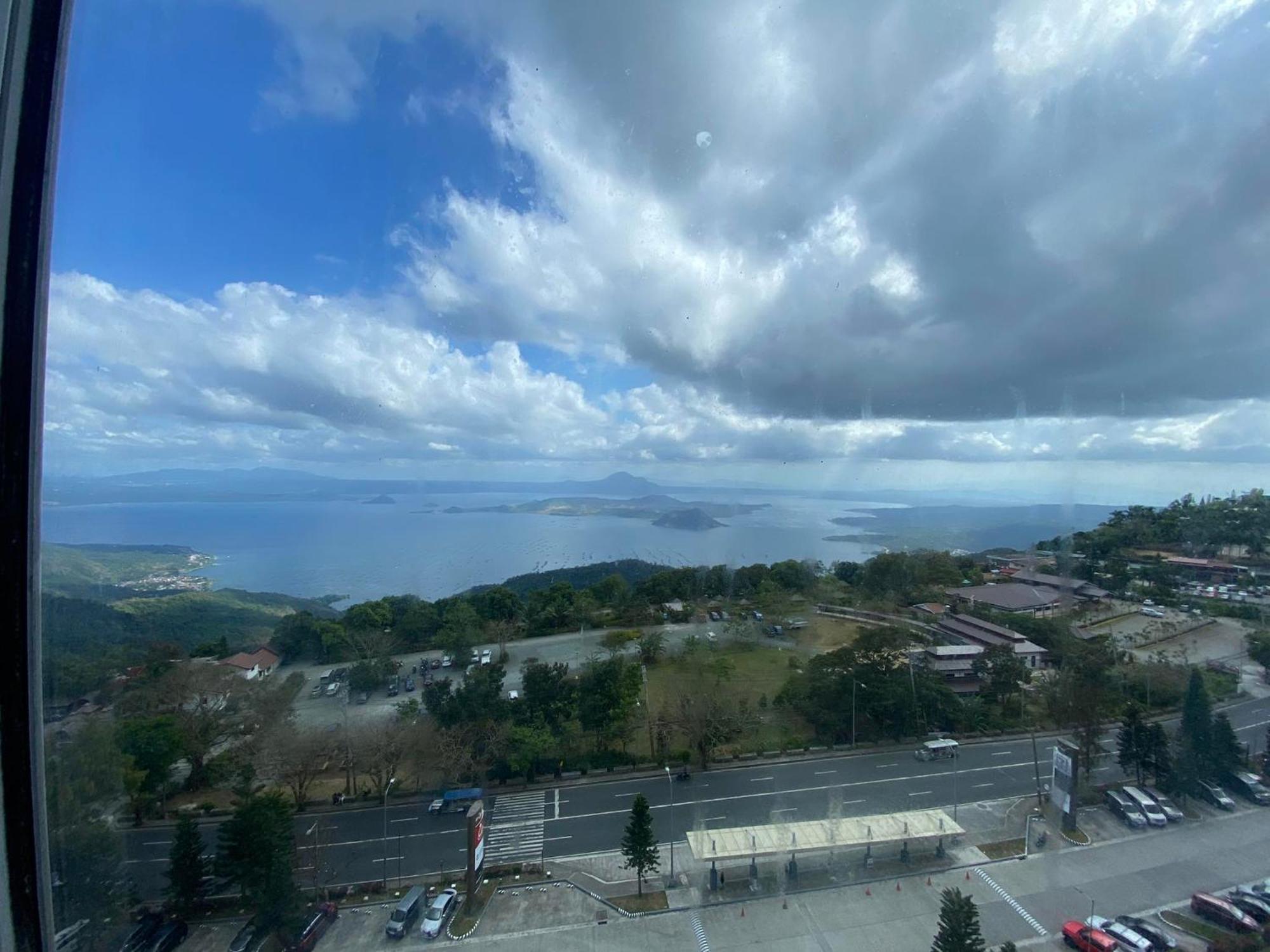 Smdc Tagaytay Taal Lake Condo Cook Netflix No Balcony No Free Parking Tagaytay City Екстер'єр фото