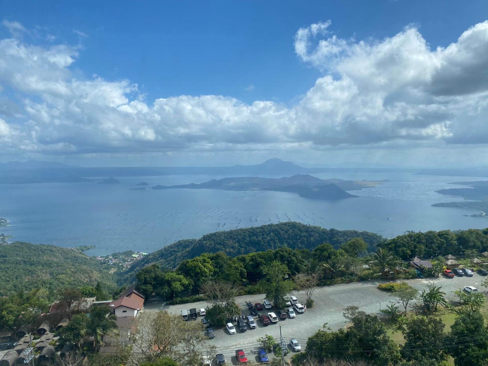 Smdc Tagaytay Taal Lake Condo Cook Netflix No Balcony No Free Parking Tagaytay City Екстер'єр фото