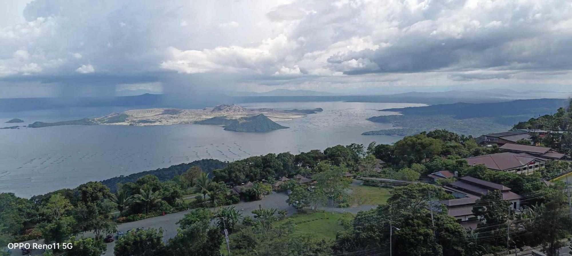 Smdc Tagaytay Taal Lake Condo Cook Netflix No Balcony No Free Parking Tagaytay City Екстер'єр фото